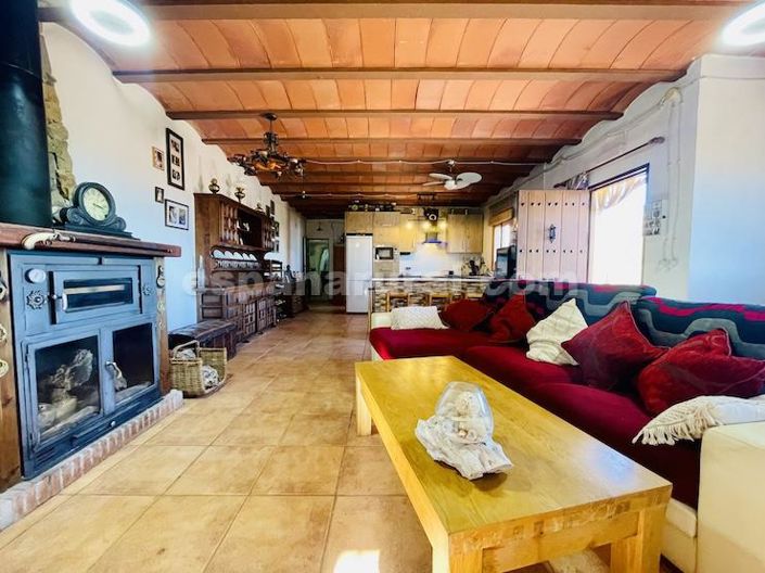 Image No.4-4 Bed Country House for sale