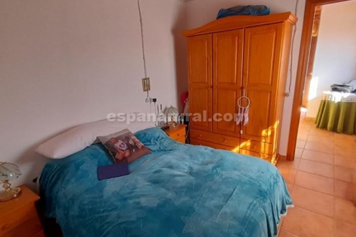 Image No.7-4 Bed Country House for sale