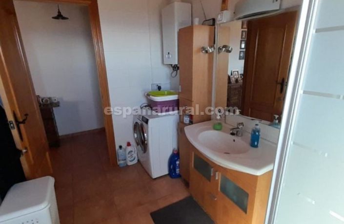 Image No.8-4 Bed Country House for sale