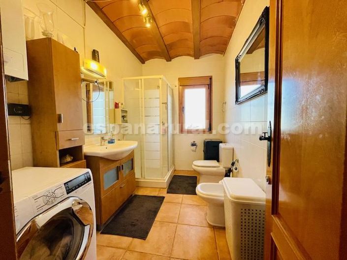 Image No.9-4 Bed Country House for sale