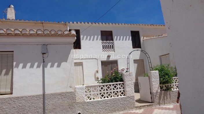 Image No.2-Maison de village de 5 chambres à vendre à Tíjola