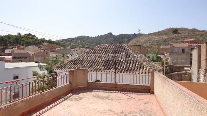 Image No.10-3 Bed Townhouse for sale