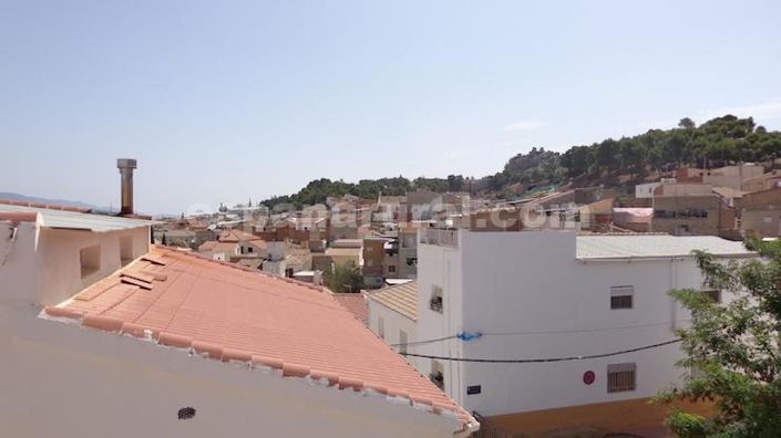 Image No.11-3 Bed Townhouse for sale