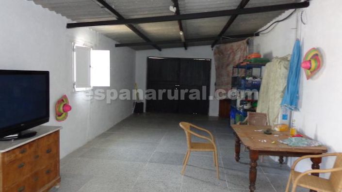 Image No.12-3 Bed Country House for sale