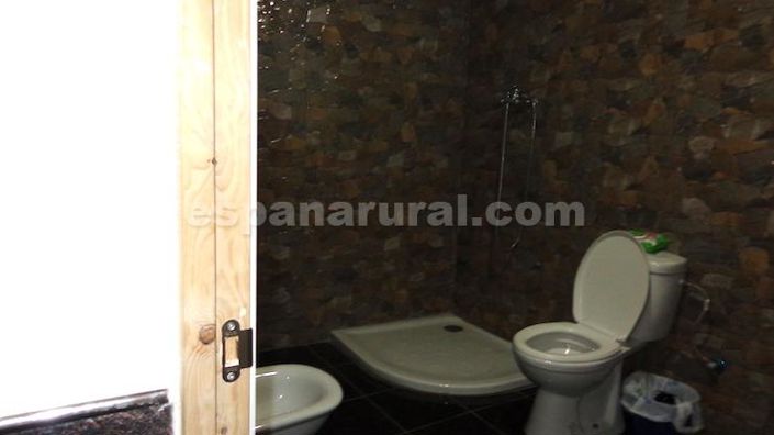 Image No.8-3 Bed Country House for sale