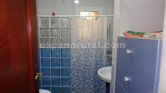 Image No.12-4 Bed Villa for sale
