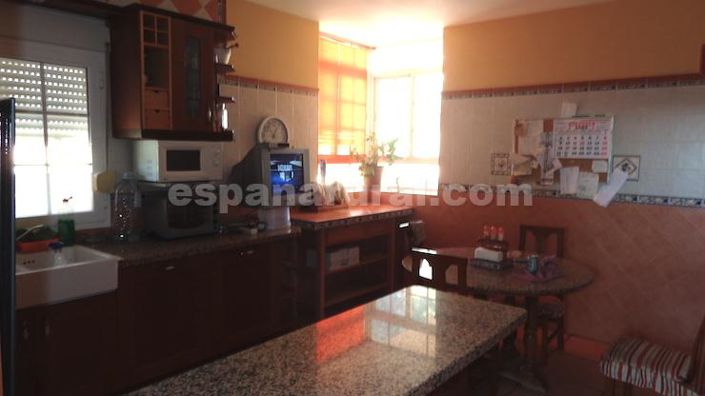 Image No.5-4 Bed Villa for sale