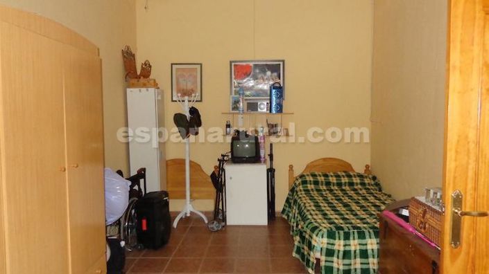 Image No.12-3 Bed Country House for sale