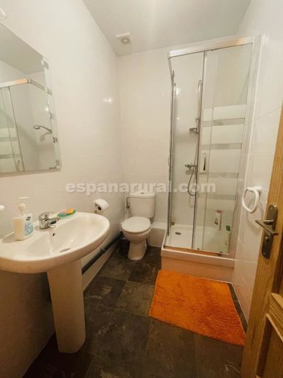 Image No.17-6 Bed Country House for sale