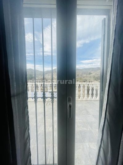 Image No.25-6 Bed Country House for sale