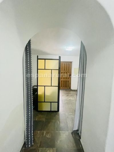 Image No.4-6 Bed Country House for sale