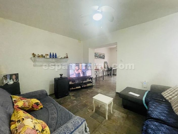 Image No.5-6 Bed Country House for sale