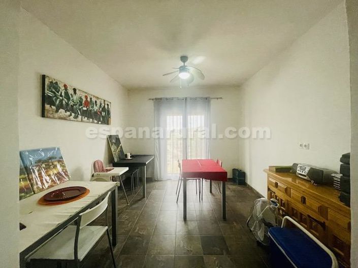 Image No.6-6 Bed Country House for sale