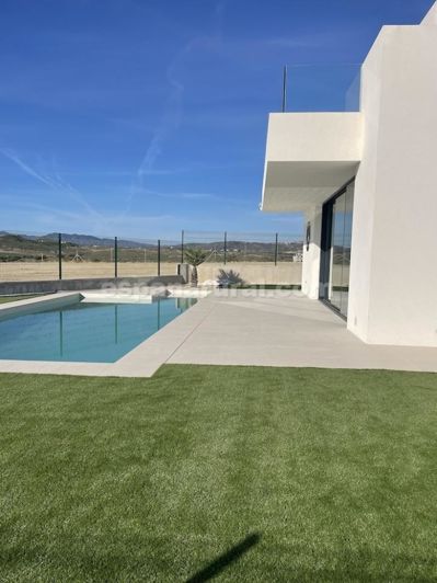 Image No.4-3 Bed Villa for sale