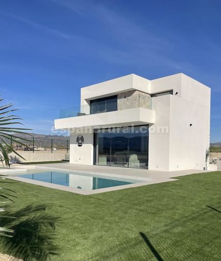 Image No.6-3 Bed Villa for sale