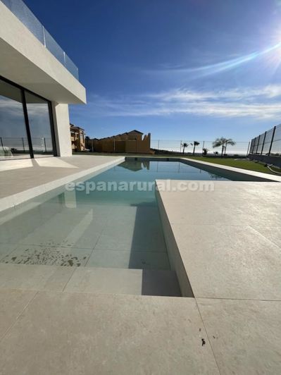 Image No.7-3 Bed Villa for sale