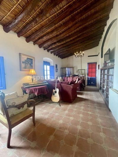 Image No.12-4 Bed Country House for sale