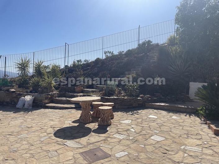 Image No.25-5 Bed Country House for sale