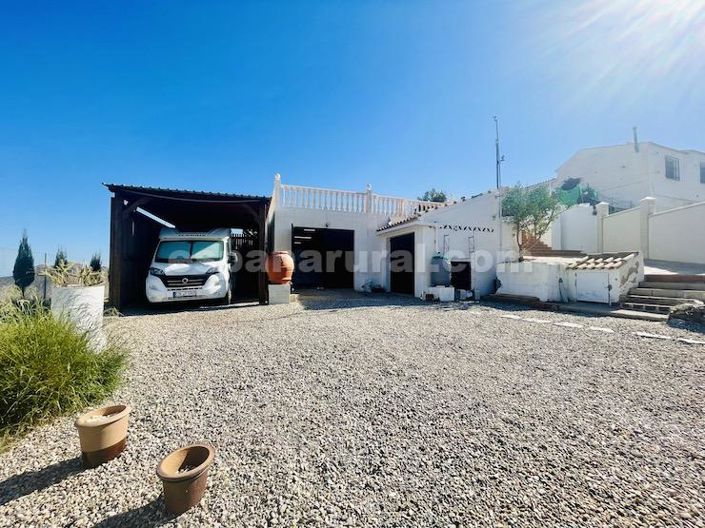 Image No.27-5 Bed Country House for sale