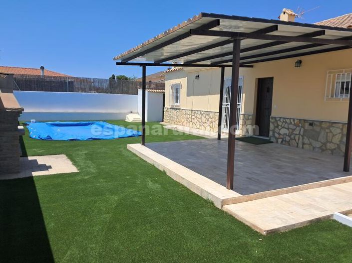 Image No.1-3 Bed Villa for sale