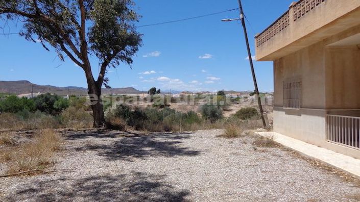 Image No.10-3 Bed Country House for sale