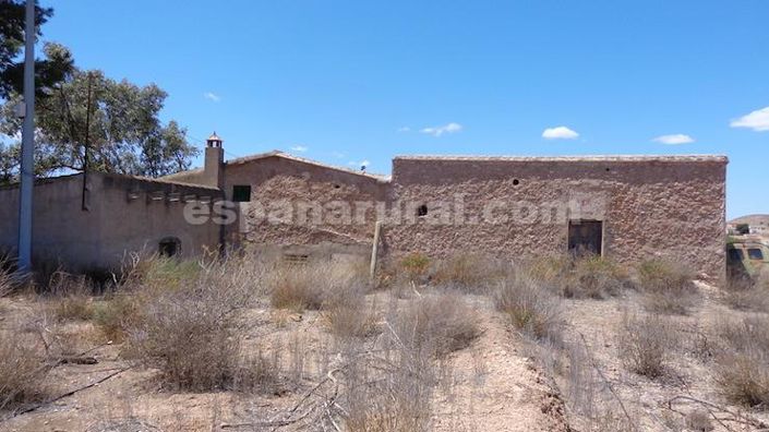 Image No.12-3 Bed Country House for sale