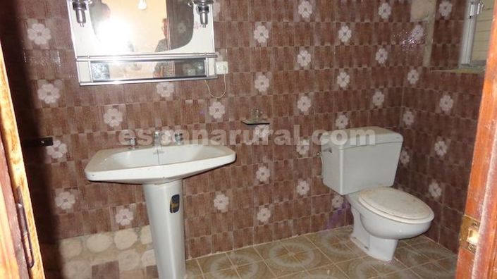 Image No.6-3 Bed Country House for sale