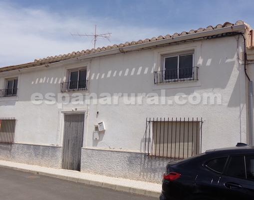 Image No.15-3 Bed Village House for sale