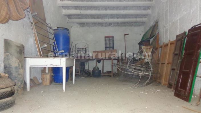 Image No.13-5 Bed Country House for sale