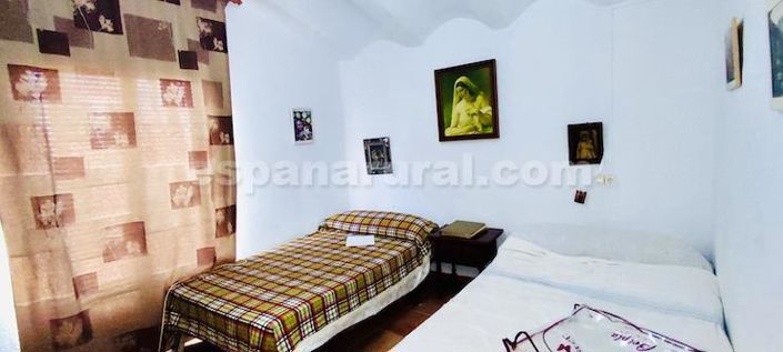 Image No.10-4 Bed Country House for sale