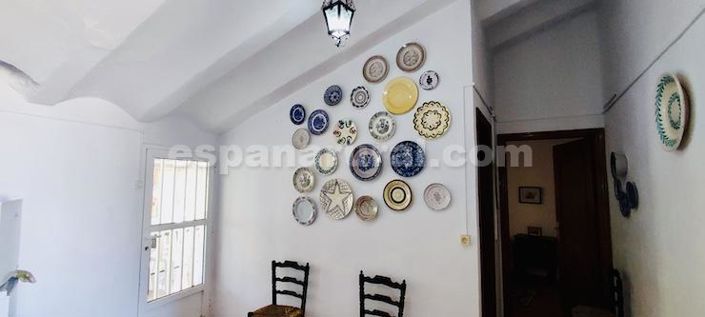 Image No.11-4 Bed Country House for sale