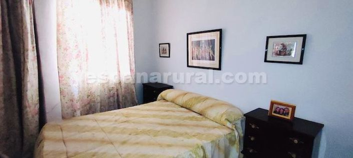 Image No.12-4 Bed Country House for sale