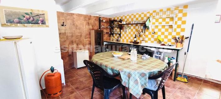 Image No.5-4 Bed Country House for sale