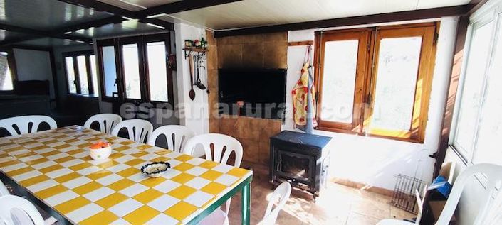 Image No.6-4 Bed Country House for sale