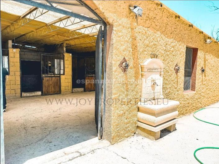 Image No.12-5 Bed Villa for sale