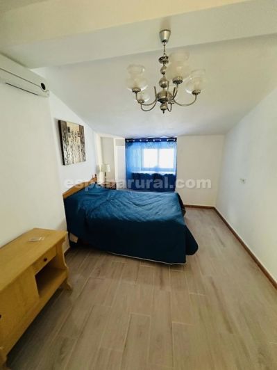 Image No.12-4 Bed Townhouse for sale