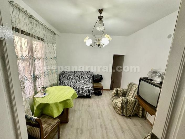 Image No.3-4 Bed Townhouse for sale