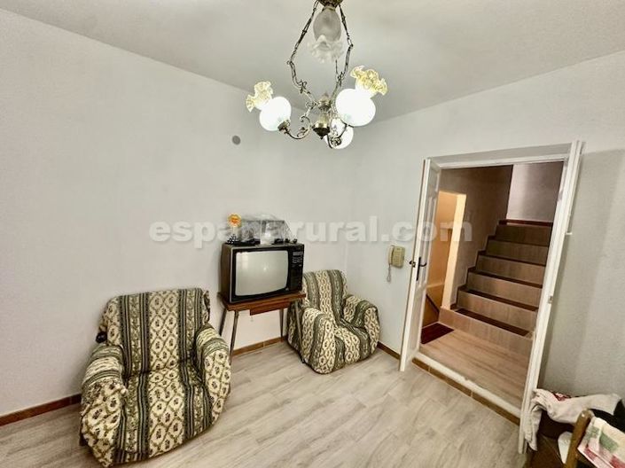 Image No.4-4 Bed Townhouse for sale