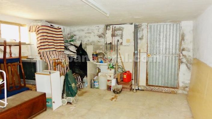 Image No.11-2 Bed Village House for sale