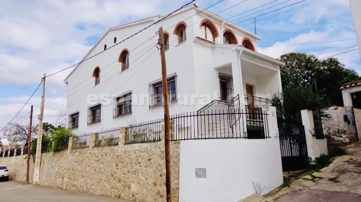 Image No.15-2 Bed Village House for sale