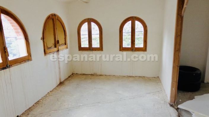 Image No.8-2 Bed Village House for sale