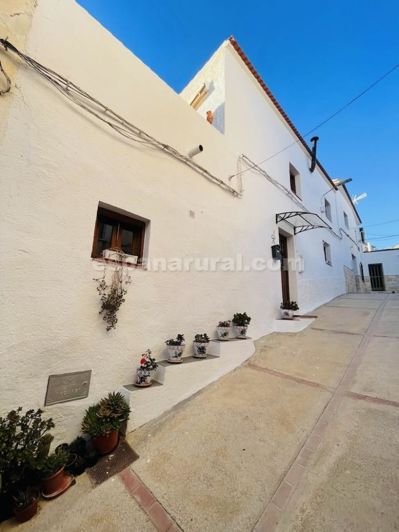 Image No.1-3 Bed Village House for sale