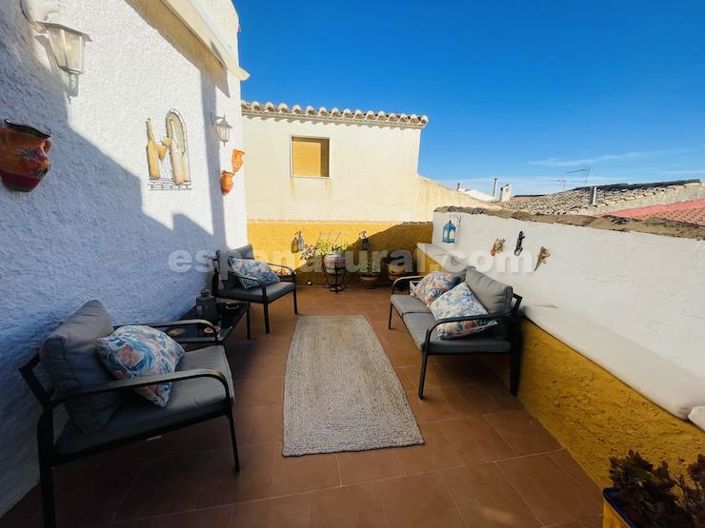 Image No.26-3 Bed Village House for sale