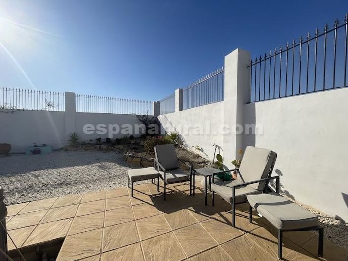 Image No.19-3 Bed Villa for sale