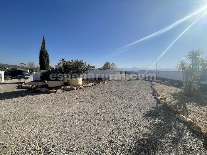 Image No.30-3 Bed Villa for sale