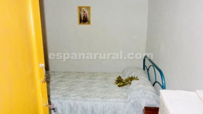 Image No.7-4 Bed Country House for sale