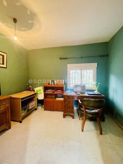 Image No.11-4 Bed Country House for sale