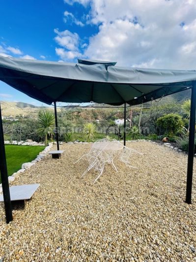 Image No.24-4 Bed Country House for sale