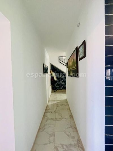 Image No.7-4 Bed Country House for sale