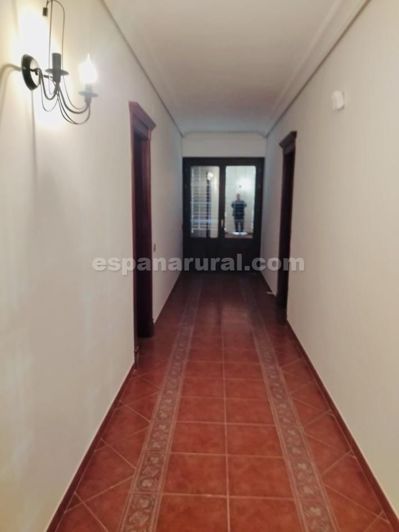 Image No.15-10 Bed Villa for sale